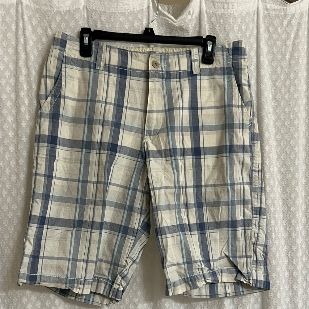 Old Navy Men's Plaid Shorts in Blue and Cream